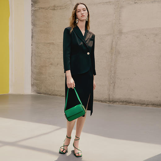 EITIE爱特爱春季新款优雅舒适显瘦开叉连衣裙7307012 商品图1