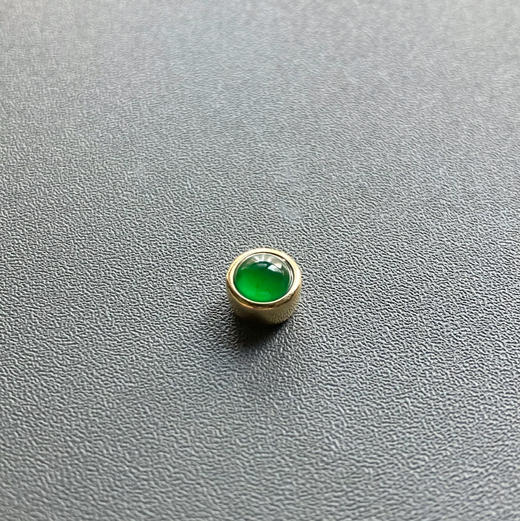 冰种阳绿翡翠蛋面吊坠18k黄金镶嵌 商品图2