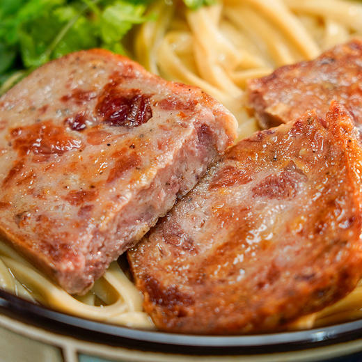 午餐肉罐头 | 90%肉含量多多 减盐配方高蛋白 大块肉粒看得见 多种口味 宠坏你的味蕾 商品图5