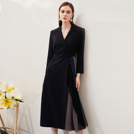 EITIE爱特爱春季新款气质时尚西装翻领收腰A字百褶拼接连衣裙6907614 商品图8