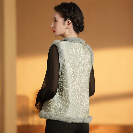 AYK-QF-200805提花粉兰叶骨夹棉无袖马甲女拼接毛边立领唐装上衣冬国潮女装 商品图3