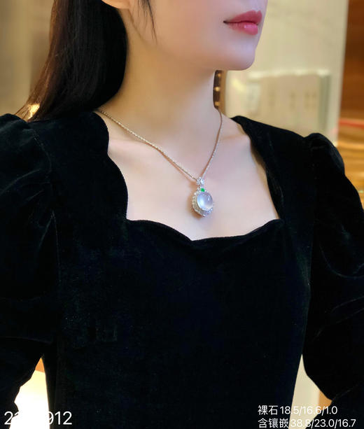 2120912，玻璃蛋面吊坠。具体价格微信咨询 商品图4