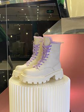 方头皮毛一体绑带面毛双色雪地靴