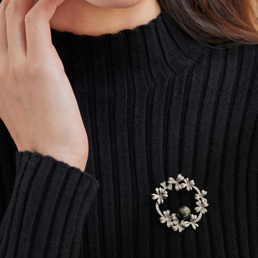 Manreya玛芮雅“倾城花环”大溪地黑珍珠胸针 商品图3