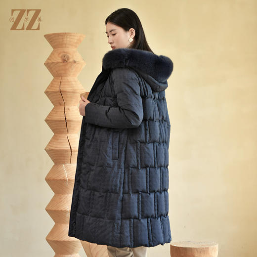 佐尔美冬季新款 气质保暖面包格狐毛领羽绒服女E24YH15 商品图4