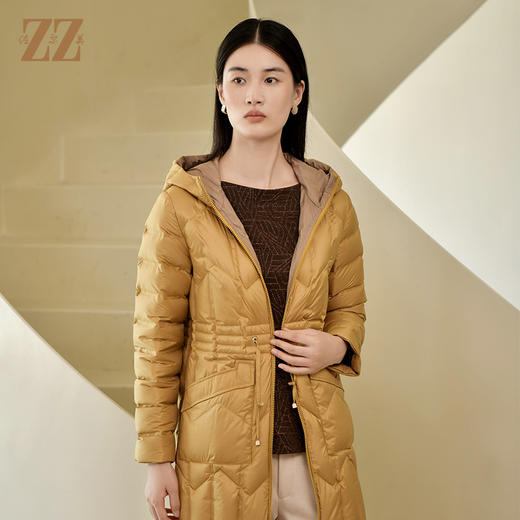 佐尔美2022冬季新款 气质保暖连帽松紧腰中长款羽绒服女E24YY19 月销 0 商品图3