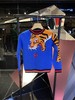 蓝色复古时尚老虎圆领针织衫 商品缩略图0