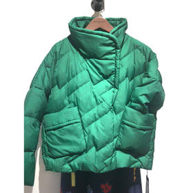 【伯妮斯茵】短款保暖立领外套羽绒服--《冬季时尚系列》6R6662