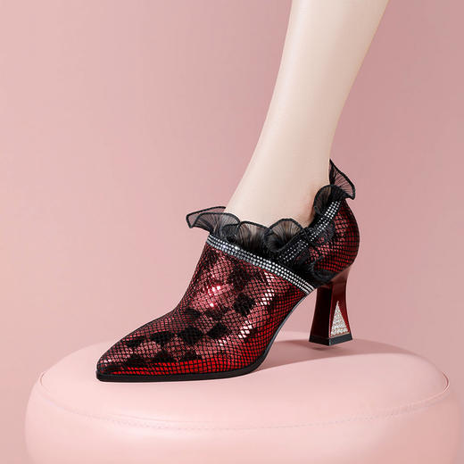 日常百搭，尖头花边格纹高跟单鞋YSML-A009-K331 商品图0