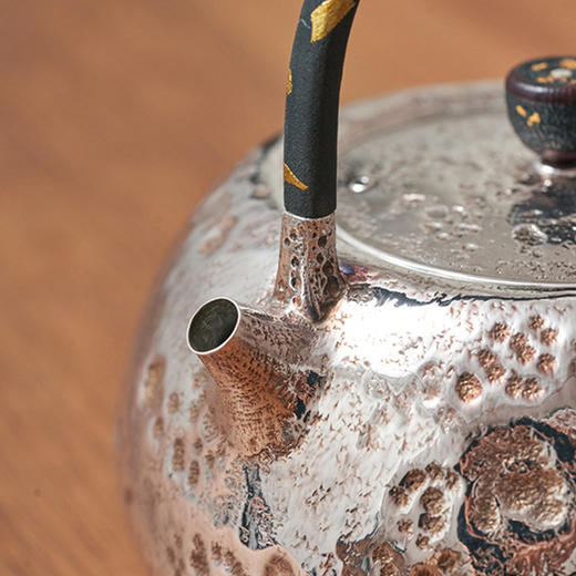 臻宝堂往来皆客-大漆提梁银壶约800ML 样品 商品图4