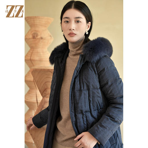 佐尔美冬季新款 气质保暖面包格狐毛领羽绒服女E24YH15 商品图3