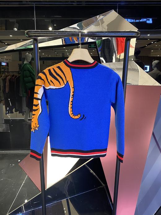 蓝色复古时尚老虎圆领针织衫 商品图1