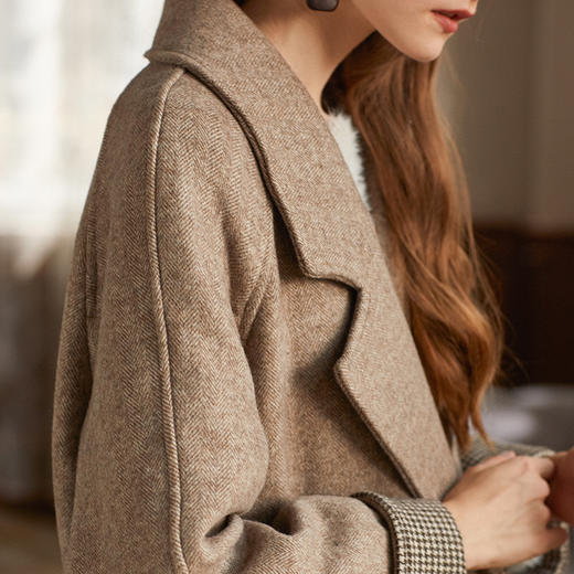 欧芮儿驼色翻领毛呢外套女冬装2024年时尚气质简约慵懒风长款大衣 商品图2