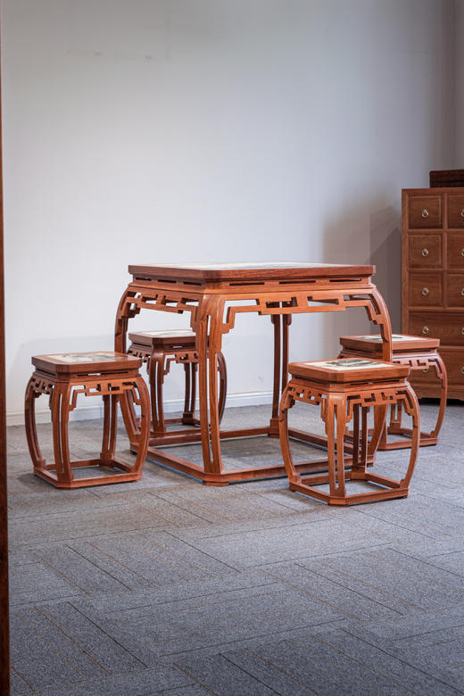 红桥红  家具严选  缅甸花梨（大果紫檀）【石面 78 仿故宫文竹 方桌五件套】 商品图1