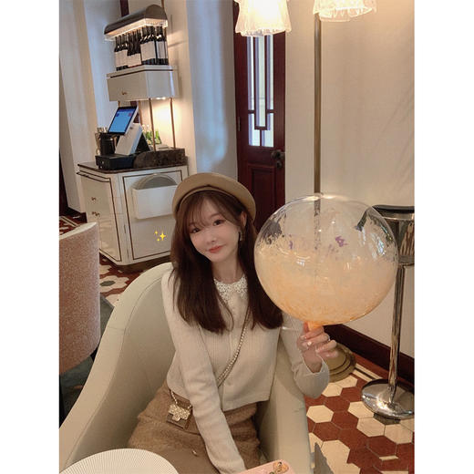 金蘑菇菇 伦敦的一个雨天 / 中古香香套组 复古精致少女感三件套 商品图4