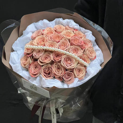 项链玫瑰--33朵卡布奇诺 商品图2