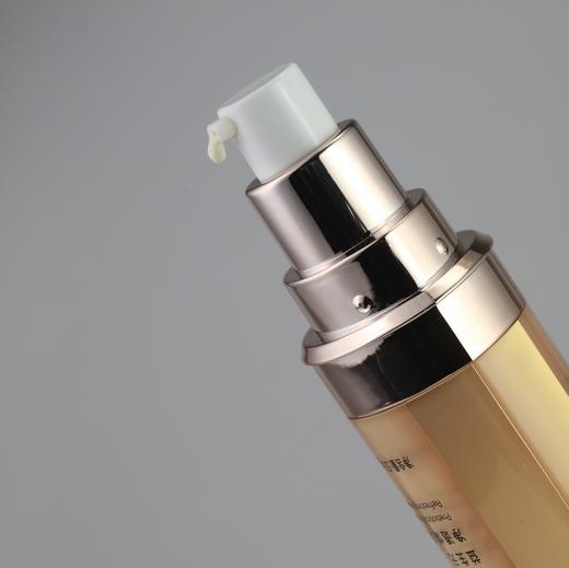 【TOPC净透美颜霜】断货许久终于上线！提亮肤色，不假白，打造自然好气色！还有养肤成份，上脸滋润，干皮油皮都可用！懒人必备伪素颜神器！50g/瓶！ 商品图8