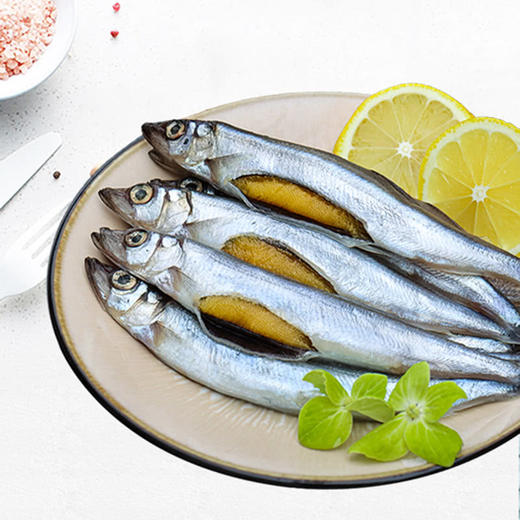 MM 山姆 冻浅干带籽多春鱼 900g 商品图1