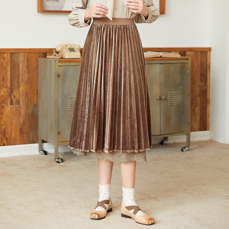 Famecoco范可儿原创丝绒蕾丝拼接半身裙女秋冬宽松百褶裙F228HA025