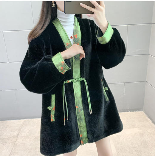 裁缝学苑AQ140 新款女冬水貂绒大衣纸样国风外套女装A字服装打板 商品图3