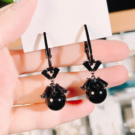 JU-FE-316秋冬新款黑珍珠耳环文艺复古耳扣银针时尚冷淡风个性小众夸张耳饰 商品图4