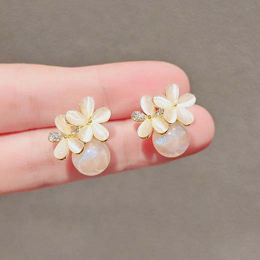 JU-AB-39韩国秋冬新款耳环小众设计感人鱼姬珍珠猫眼石花朵耳钉耳饰女 商品图4