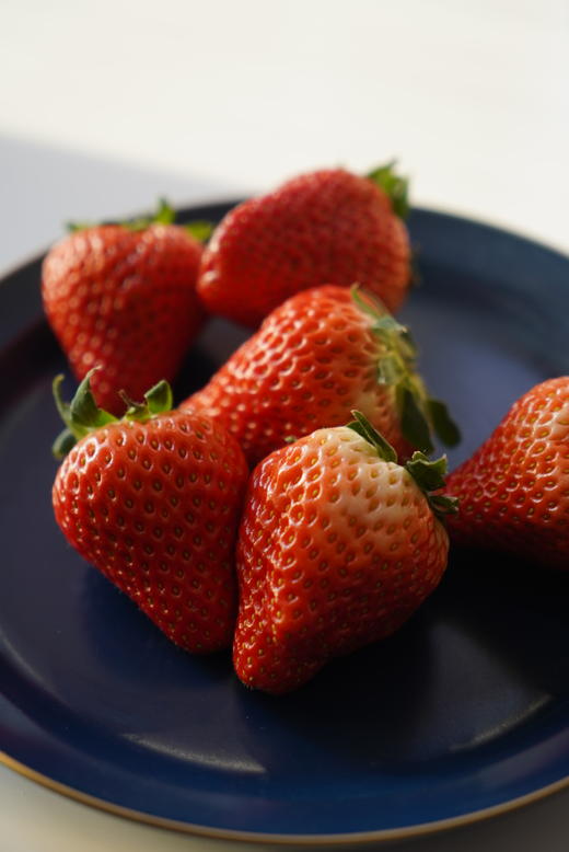 【芬芳甜美 儿时草莓香】2025新产季丹东东港的99红颜草莓 商品图3