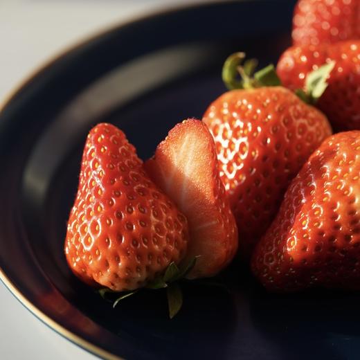 【芬芳甜美 儿时草莓香】2025新产季丹东东港的99红颜草莓 商品图0