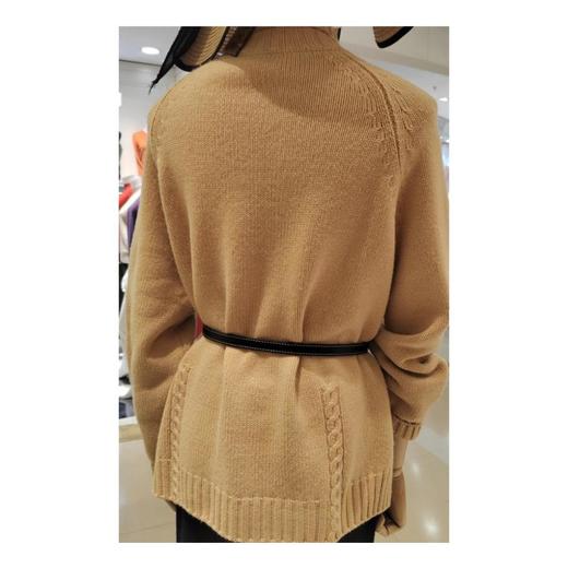 3楼珍贝半高领阔型女衫 商品图1