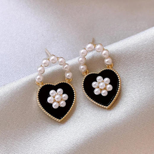JU-AB-41韩版银针复古珍珠红色爱心耳环女秋冬气质名媛网红耳钉冷淡风耳饰 商品图3