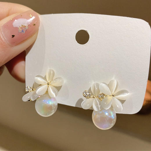JU-AB-39韩国秋冬新款耳环小众设计感人鱼姬珍珠猫眼石花朵耳钉耳饰女 商品图3