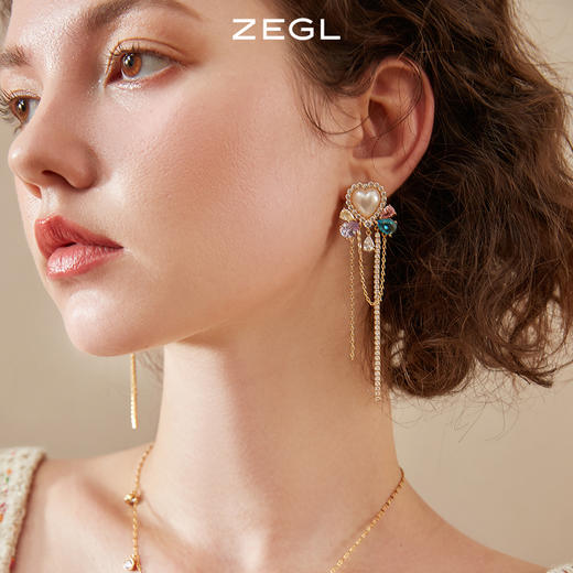 ZEGL设计师彩色爱心流苏耳环女小众设计感高级气质耳钉银针耳饰品 商品图4