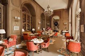 【巴黎丽兹酒店Ritz Paris】全球仅有三家之一的顶级奢华酒店/香奈儿女士居住30年/戴安娜王妃最后离开的酒店/开业至今超百年仍是经典