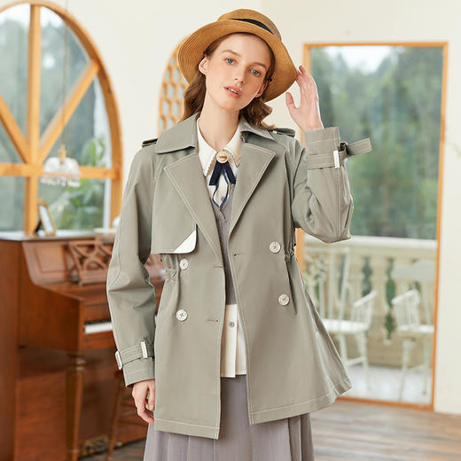 famecoco范可儿短款双排扣风衣女春季西装领插肩袖外套FAB1AA006 商品图4