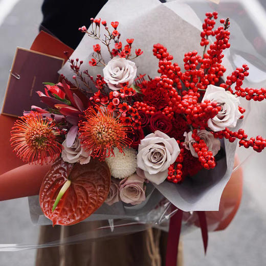 秋收冬藏（红色冬青果新年花束） 商品图1