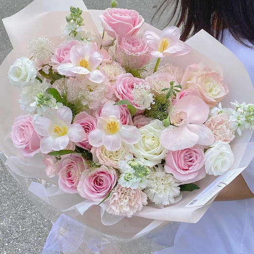 奶油味春天--粉玫瑰郁金香花束 商品图1