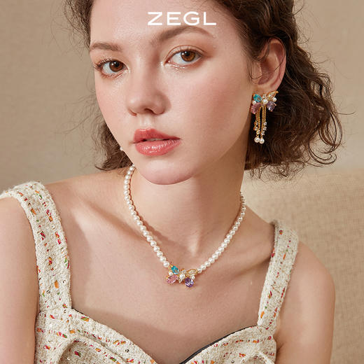 ZEGL设计师彩色蝴蝶耳环女小众设计感高级长款流苏耳钉秋冬耳饰品 商品图3