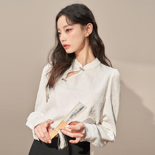 西遇新中式长袖衬衫女新款洋气设计感复古改良旗袍上衣D0130034 商品图2