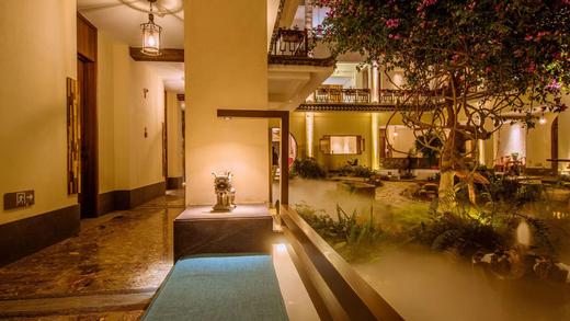 云南避暑 旅居丽江古城：丽江花马君亭酒店￥749起/单人3晚旅居度假，另还有6晚/14晚/29晚可选，2人起订，毗邻古城，坐落古城区花马街黄金地段 商品图2