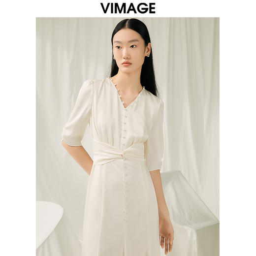 VIMAGE纬漫纪春季新款简约大方连衣裙V1907534 商品图3