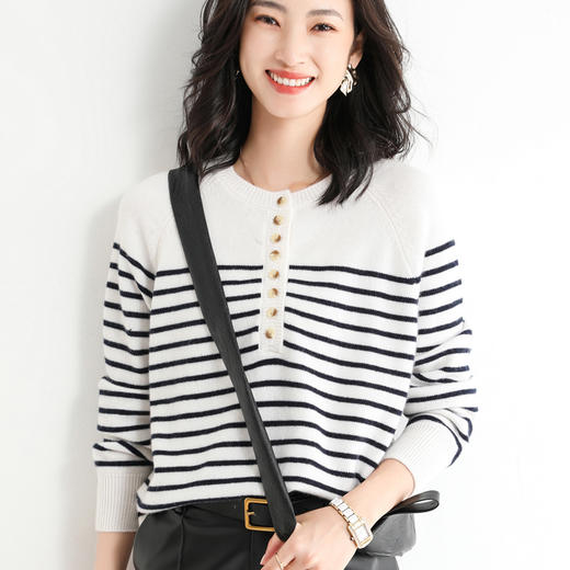 【经典款式】SIIJJEYY 枝辑女士海军条纹亨利领针织衫（4色可选） 商品图2