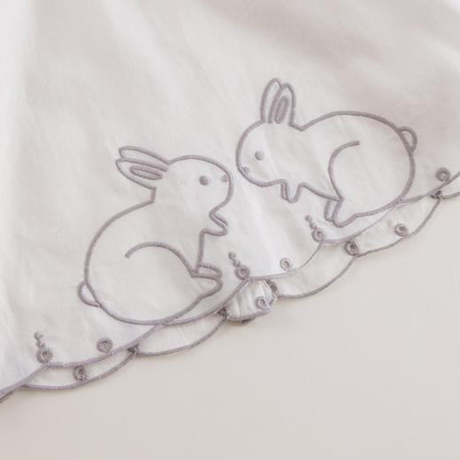 【马克珍妮 芦芙】春装新款 小兔子刺绣荷叶领纯棉衬衫230092 商品图5