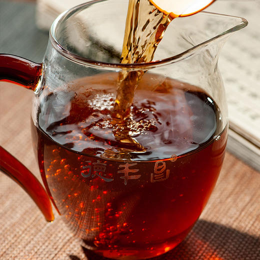 德丰昌7年老料【蓝票熟茶】普洱茶357克/饼 布朗山茶区 商品图4