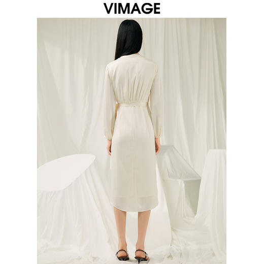 VIMAGE纬漫纪春季新款纯色垂感优雅连衣裙V1907503 商品图4