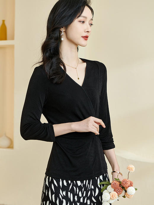 剩S 米思阳2025春季新款气质纯色V领上衣褶皱收腰七分袖醋酸T恤女0471 商品图2