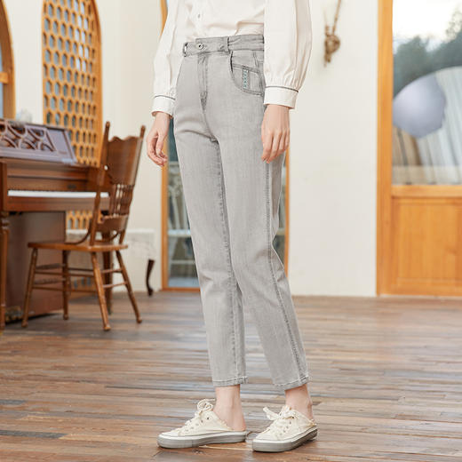 Famecoco范可儿浅色复古牛仔裤女直筒春季修身铅笔小脚裤FAB1GA019 商品图1