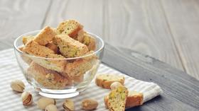  开心果奶酥 ——新良蛋糕粉