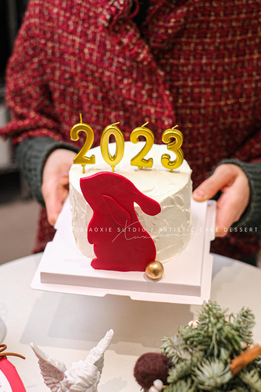 2023跨年限定｜翻糖小兔 5寸蛋糕（默认：草莓芒果夹心） 商品图1