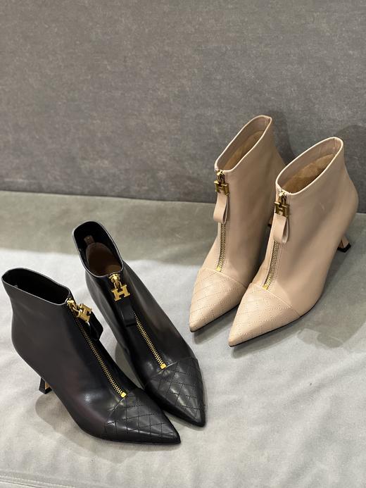 IUIU SECOND 新款时尚尖头前拉链短靴踝靴U21DS44431 商品图4