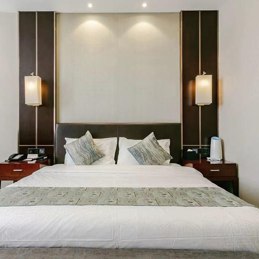 【亚欧酒店】尊享精品大床房 商品图7